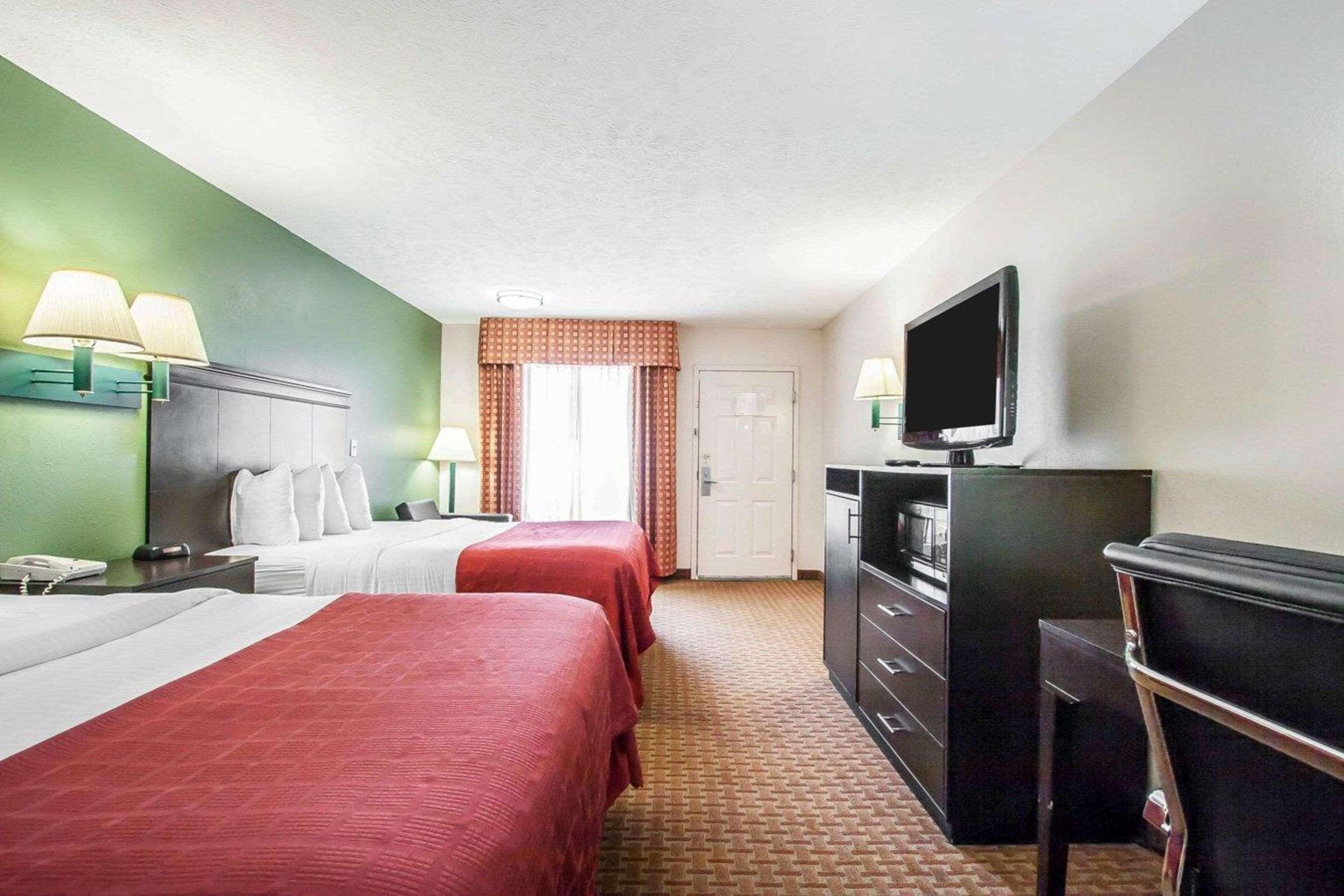 Quality Inn Savannah South Экстерьер фото