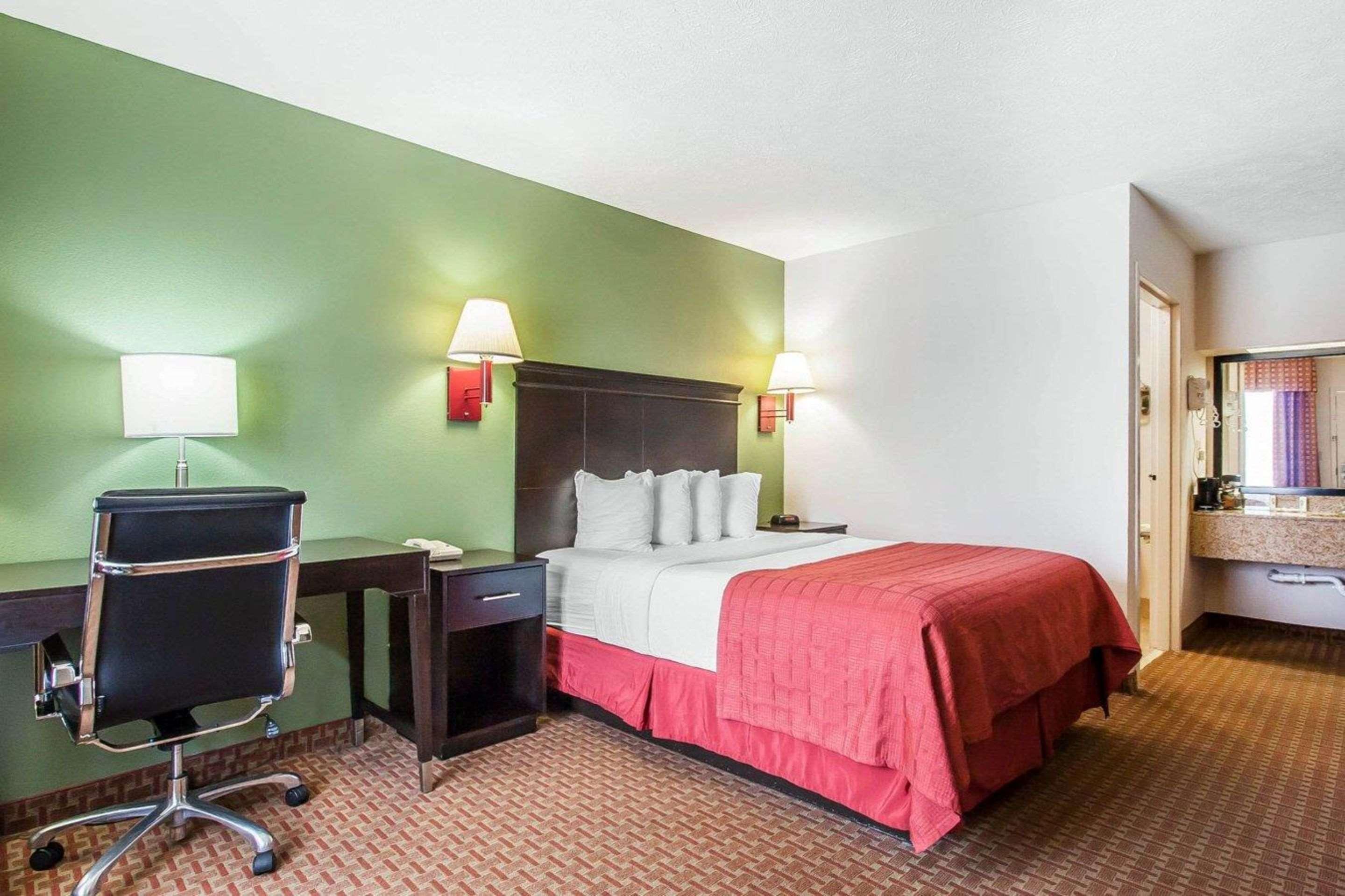 Quality Inn Savannah South Экстерьер фото